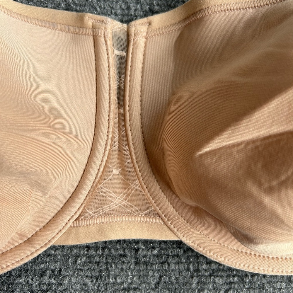 Vanity Fair Nude Strapless Bra - Picture 2 of 5